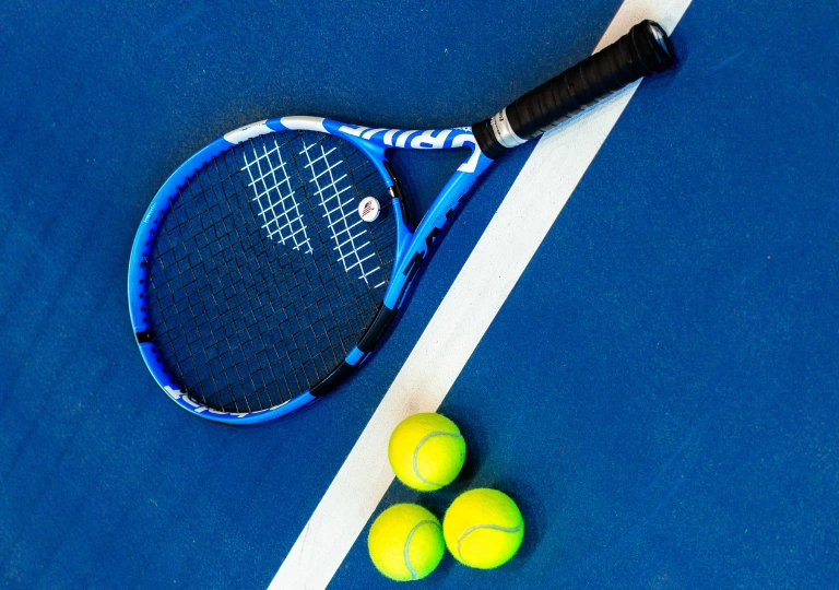 Tecnifibre TF40 review 2026 - tennis racket frame detail on court