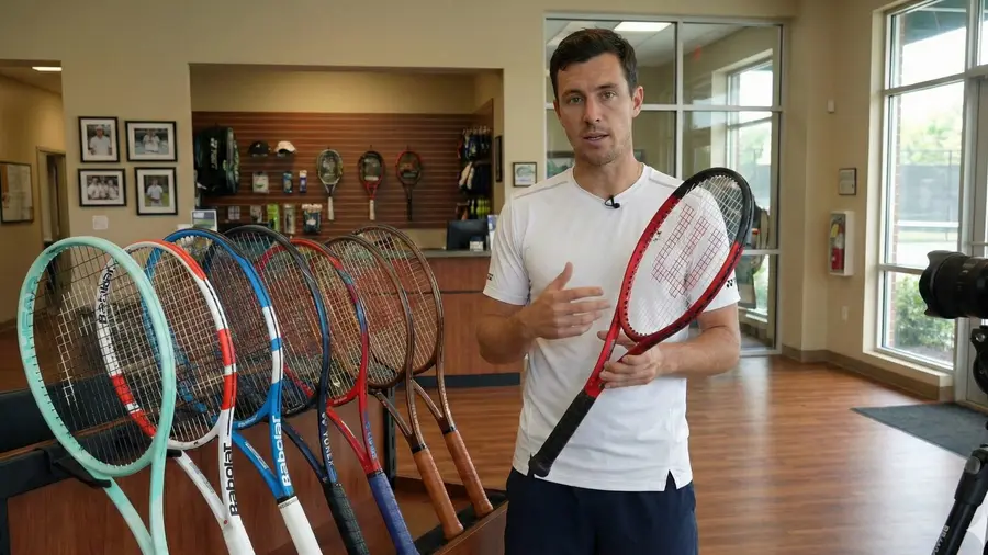 Wilson Clash 100 Pro v2 Racket